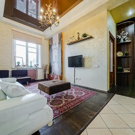 Loft On Kirova 1 *